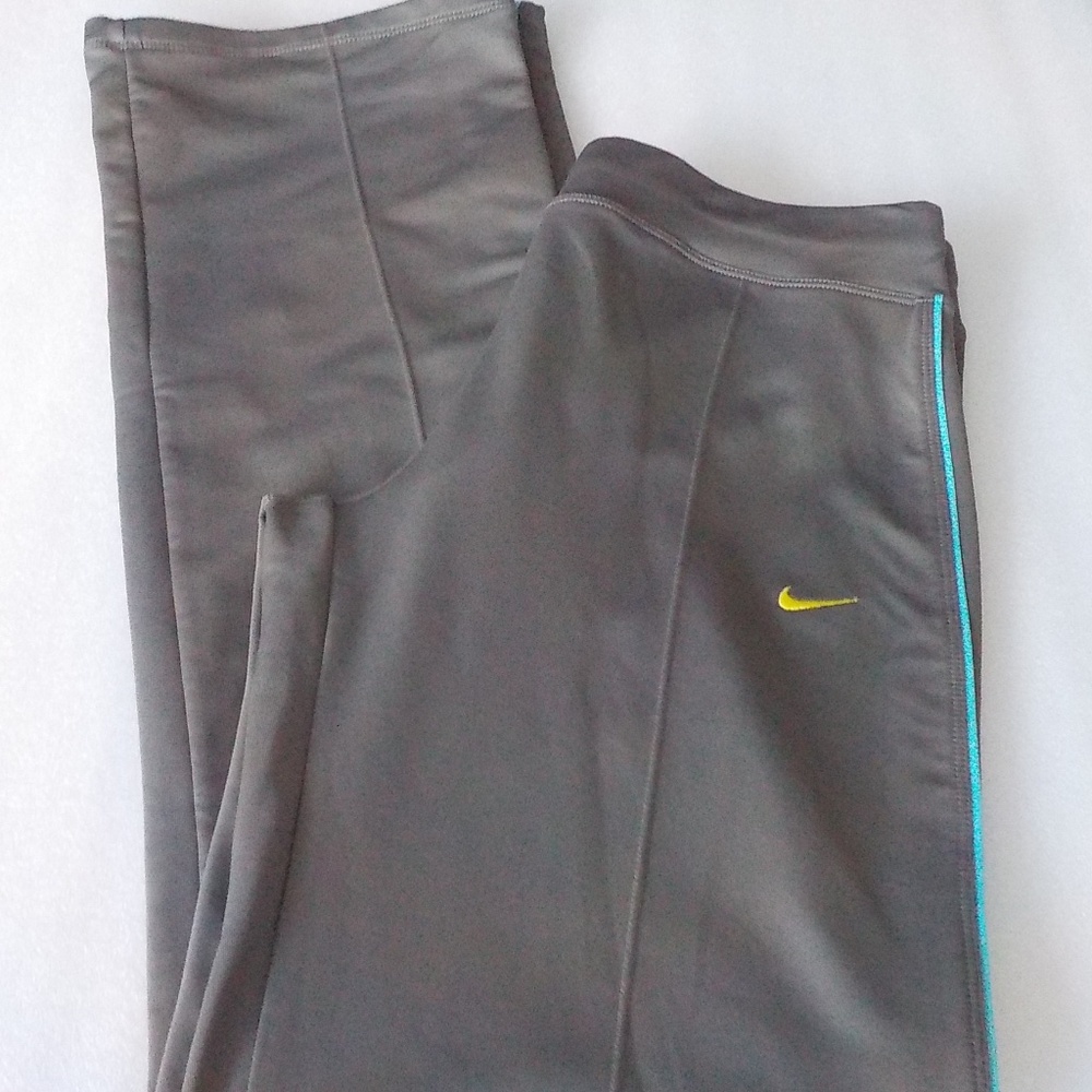 Nike FIT DRY Jogger Pants Zipper at Hem